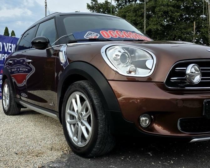 
								MINI COUNTRYMAN COOPER full									