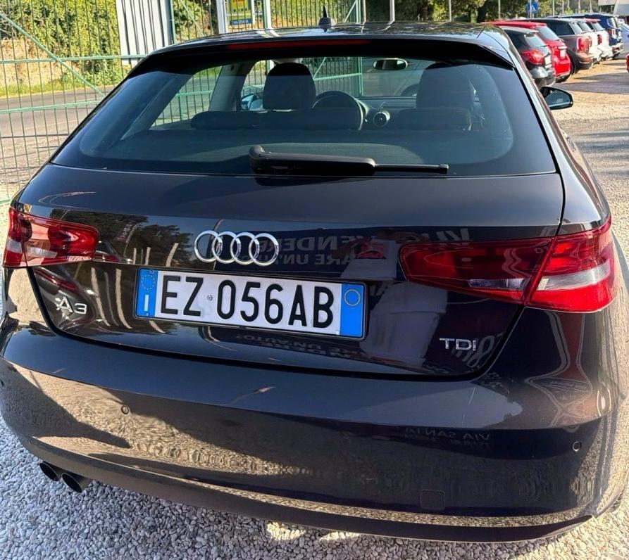 
								AUDI A3 AMBITION full									