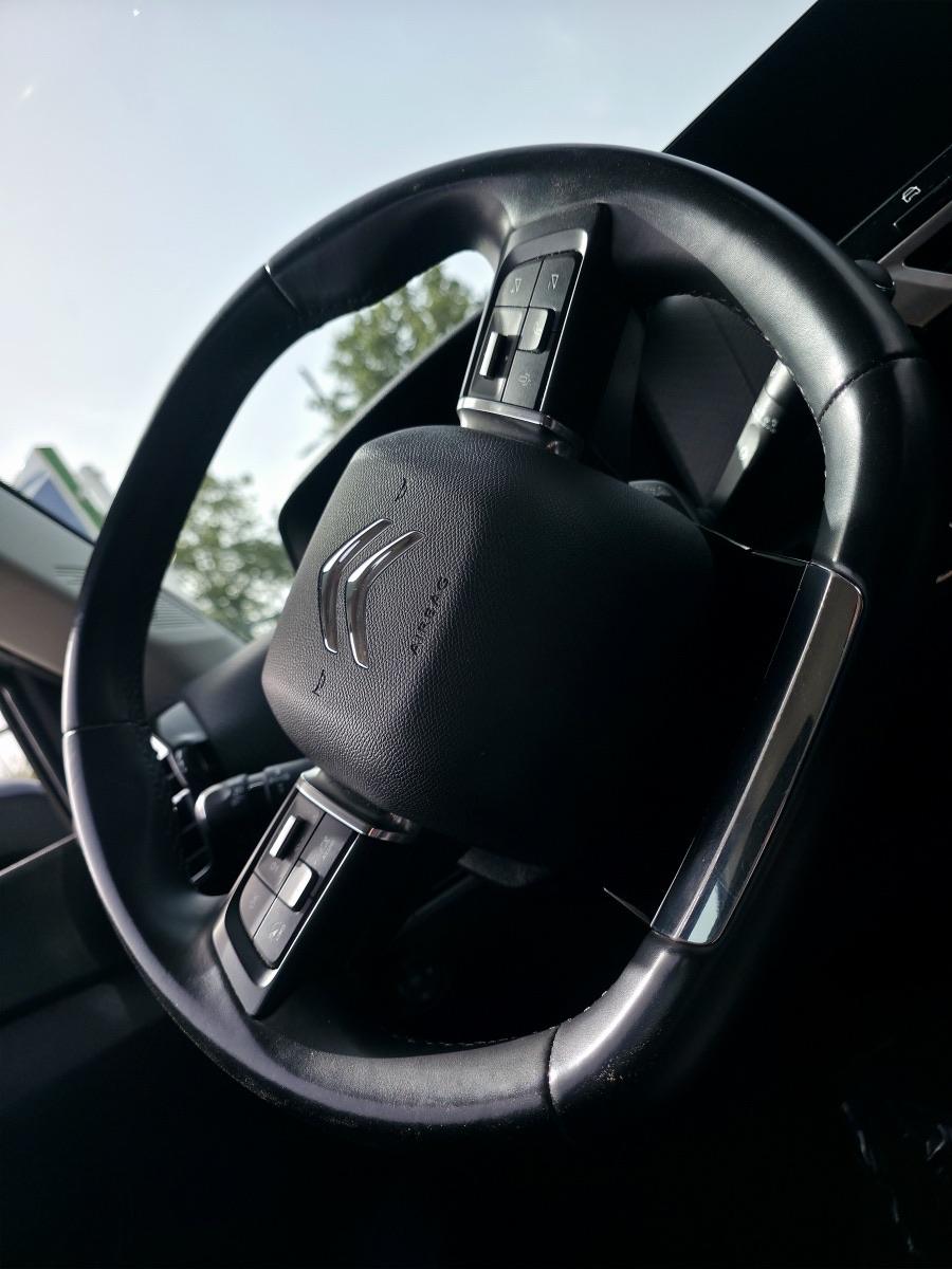 
								CITROËN C4 PURETECH 130 full									