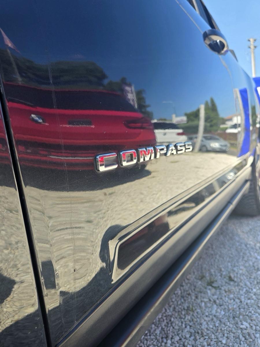 
								JEEP COMPASS 2.2 full									