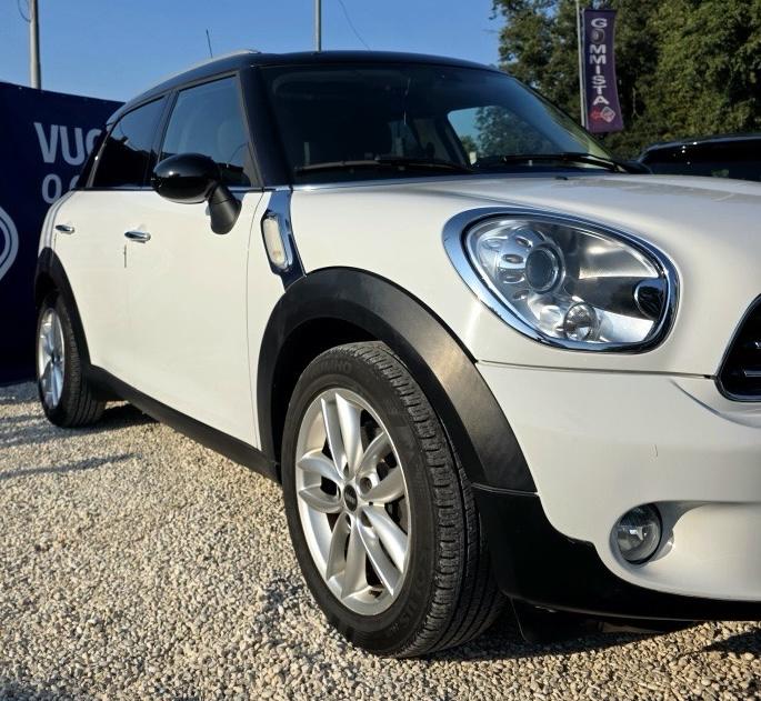 
								MINI COOPER SD COUNTRYMAN full									