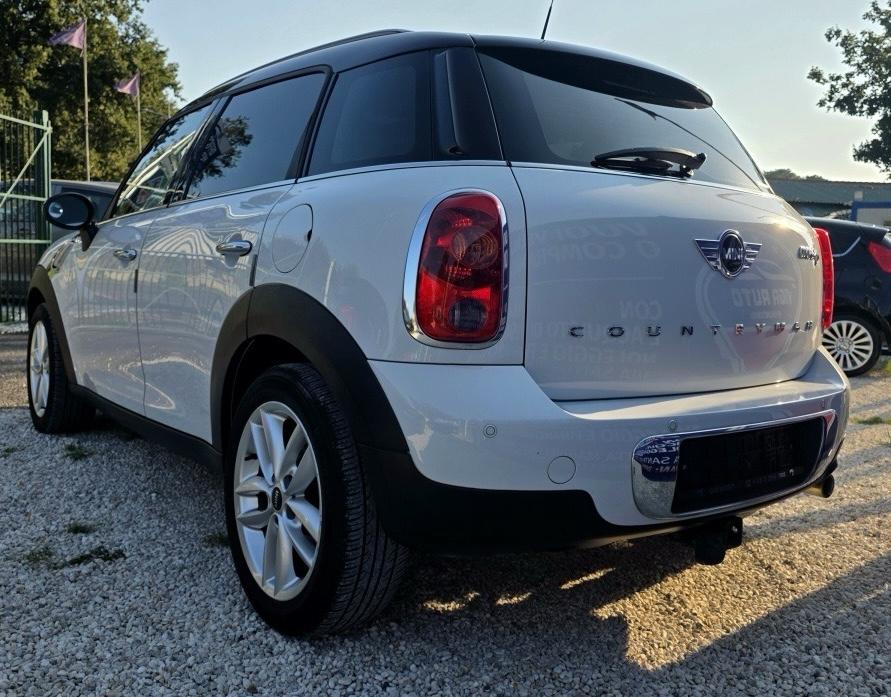 
								MINI COOPER SD COUNTRYMAN full									