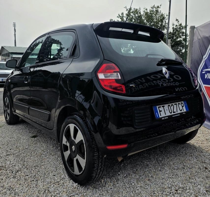 
								RENAULT TWINGO SCe full									
