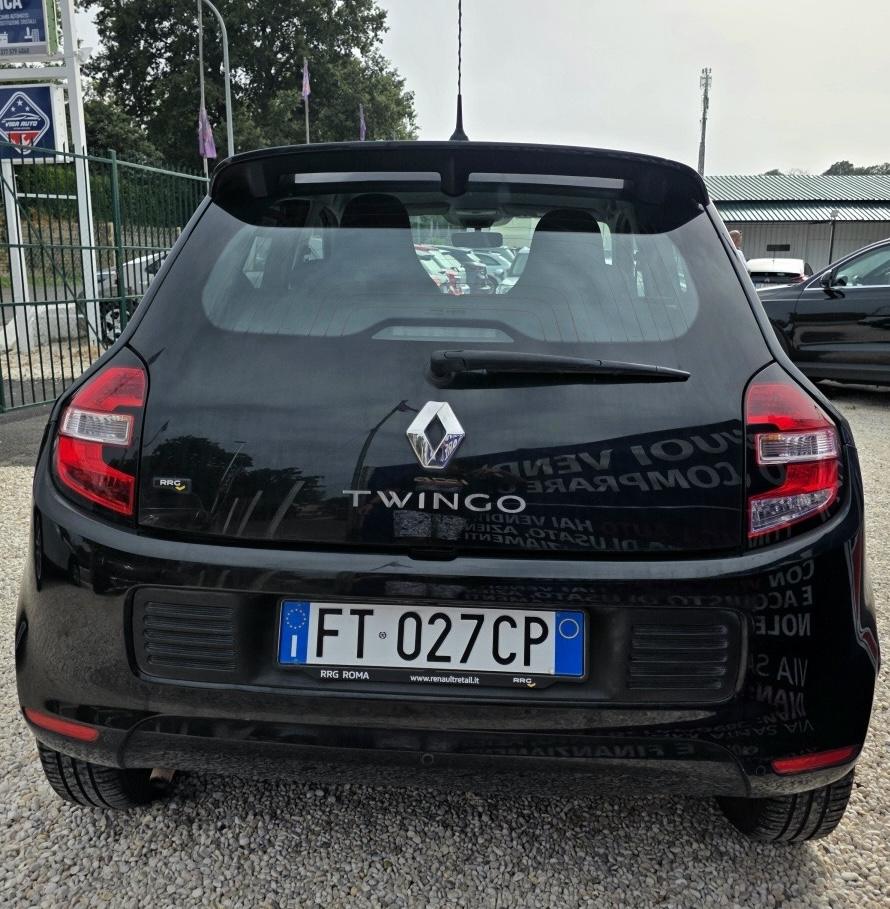 
								RENAULT TWINGO SCe full									