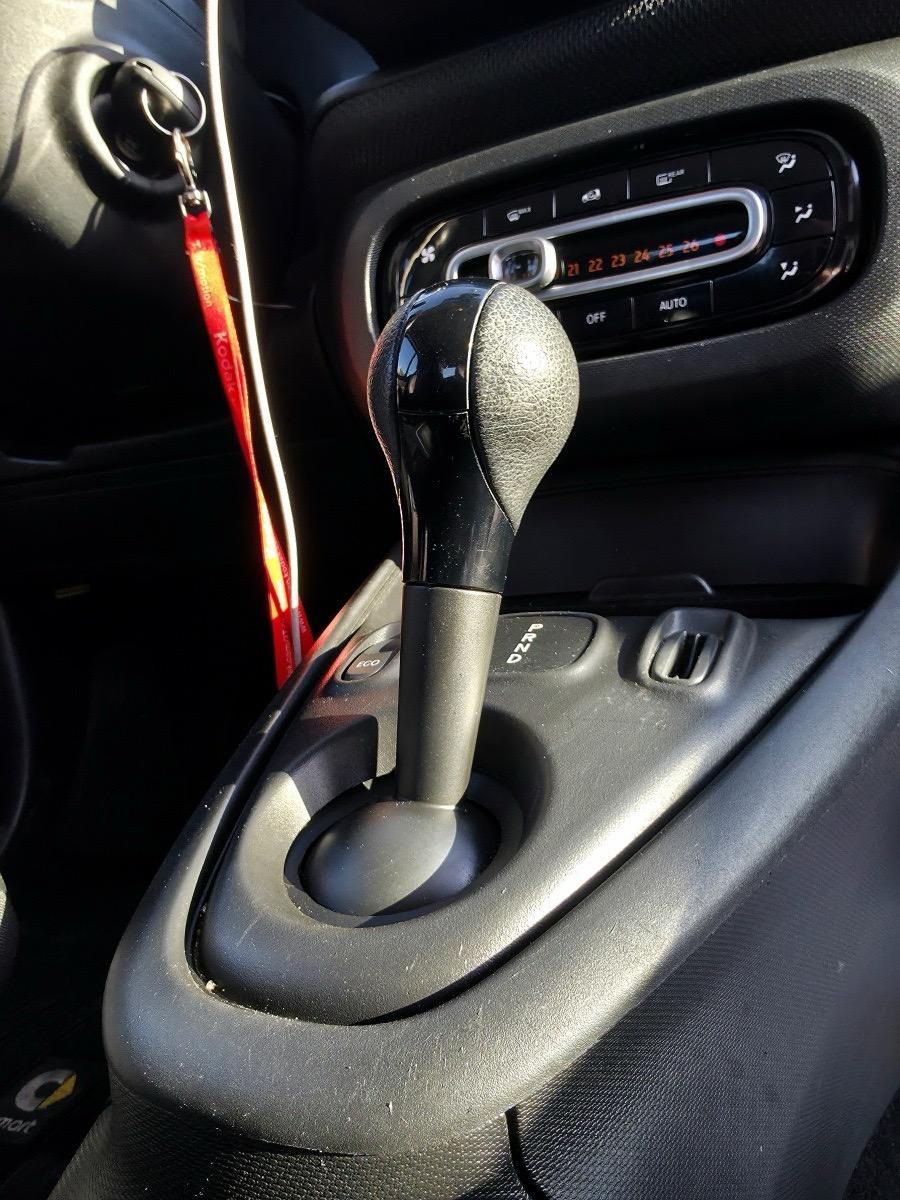 
								SMART EQ FORTWO full									