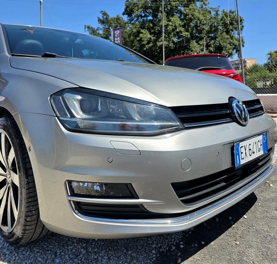 
								VOLKSWAGEN GOLF 7 2.0 TDI full									