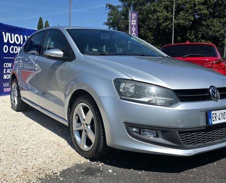 
								VOLKSWAGEN POLO 1.6 TDI DSG full									