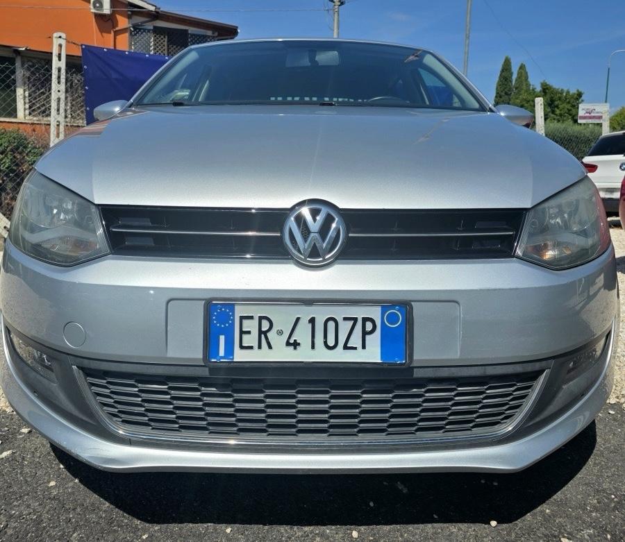 
								VOLKSWAGEN POLO 1.6 TDI DSG full									