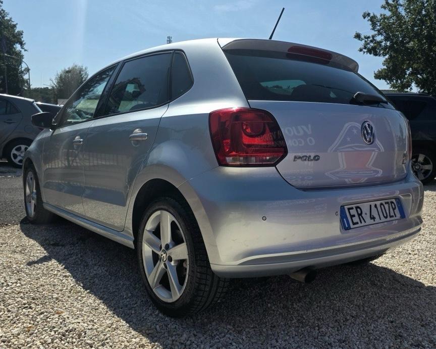 
								VOLKSWAGEN POLO 1.6 TDI DSG full									