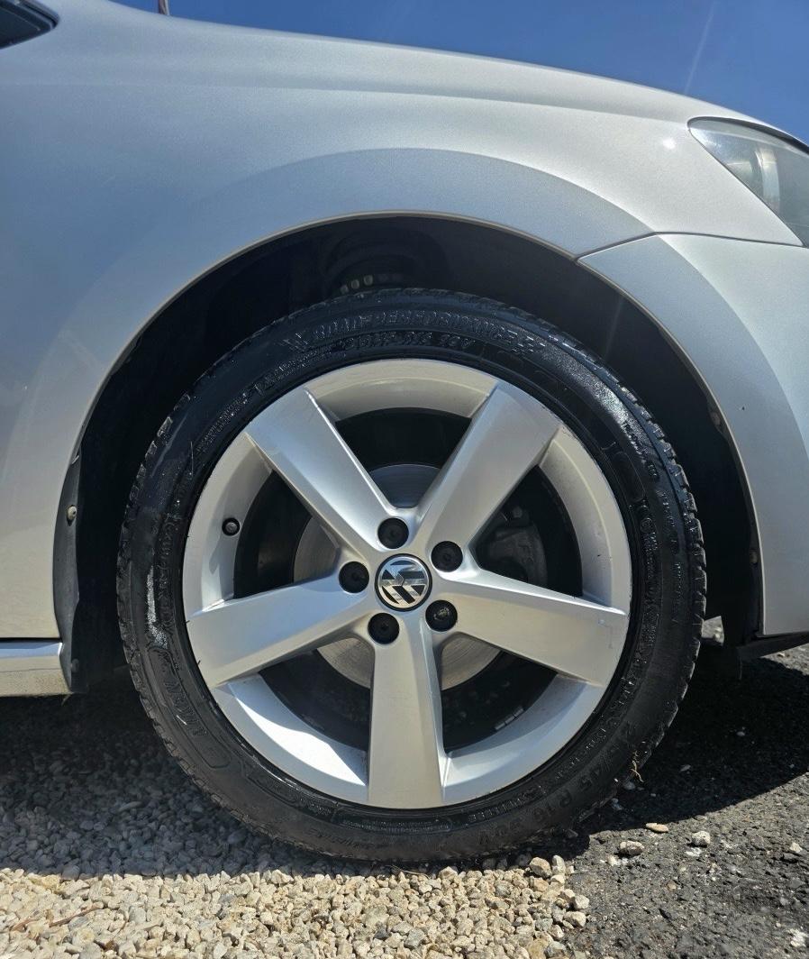
								VOLKSWAGEN POLO 1.6 TDI DSG full									