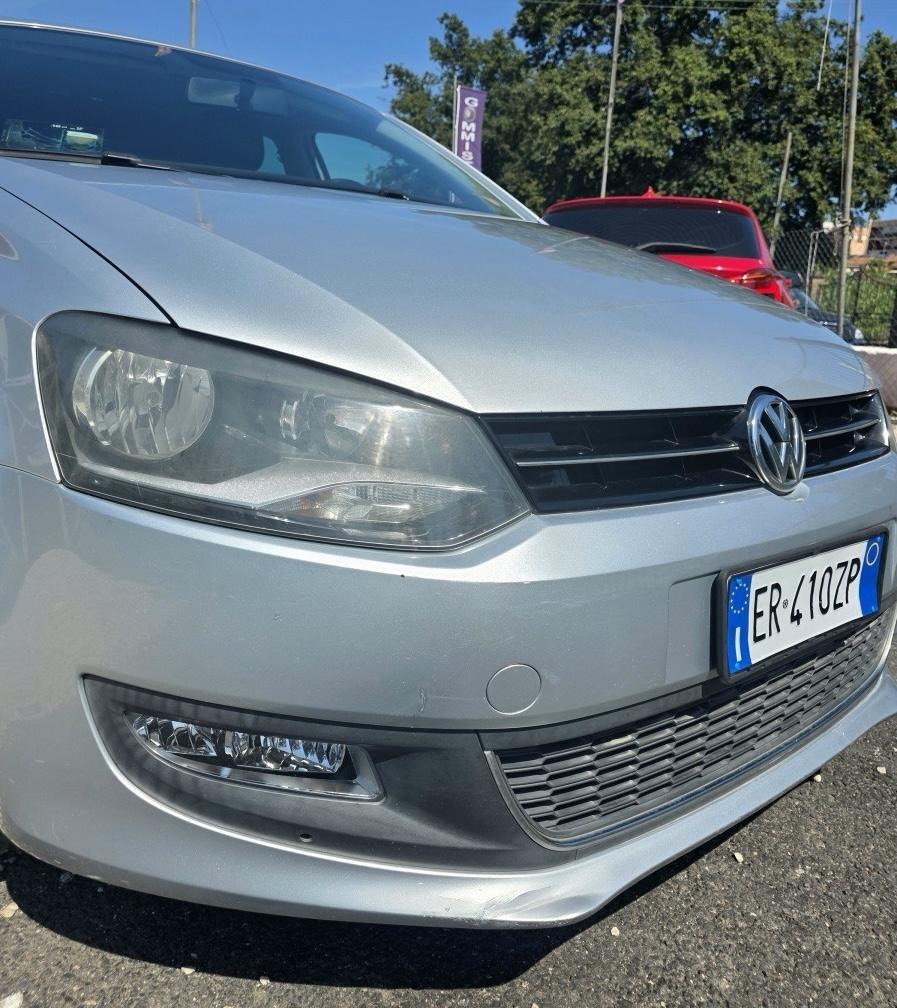 
								VOLKSWAGEN POLO 1.6 TDI DSG full									