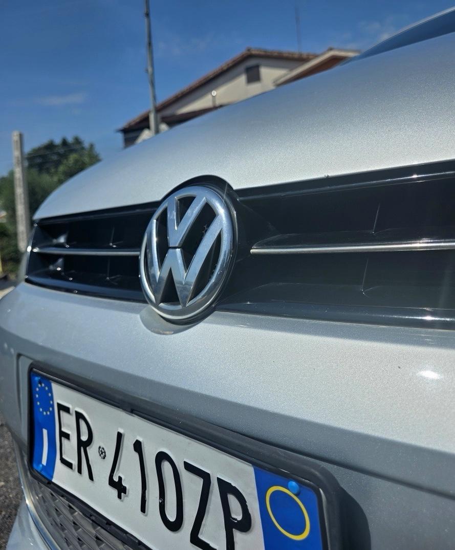 
								VOLKSWAGEN POLO 1.6 TDI DSG full									