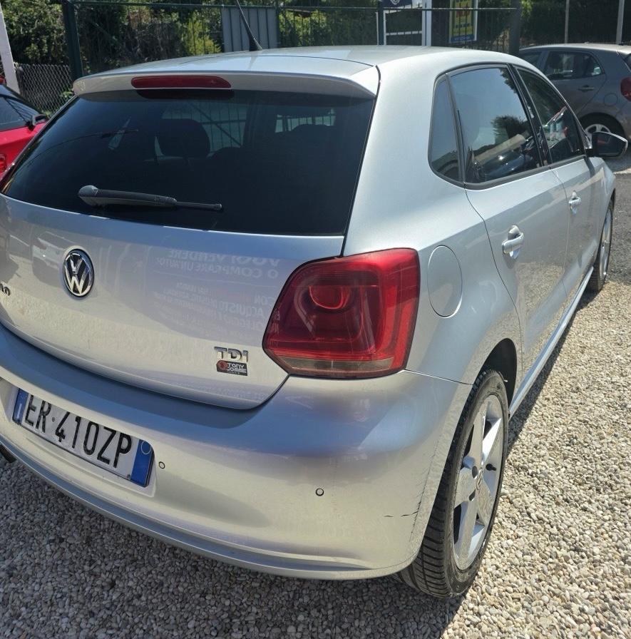 
								VOLKSWAGEN POLO 1.6 TDI DSG full									