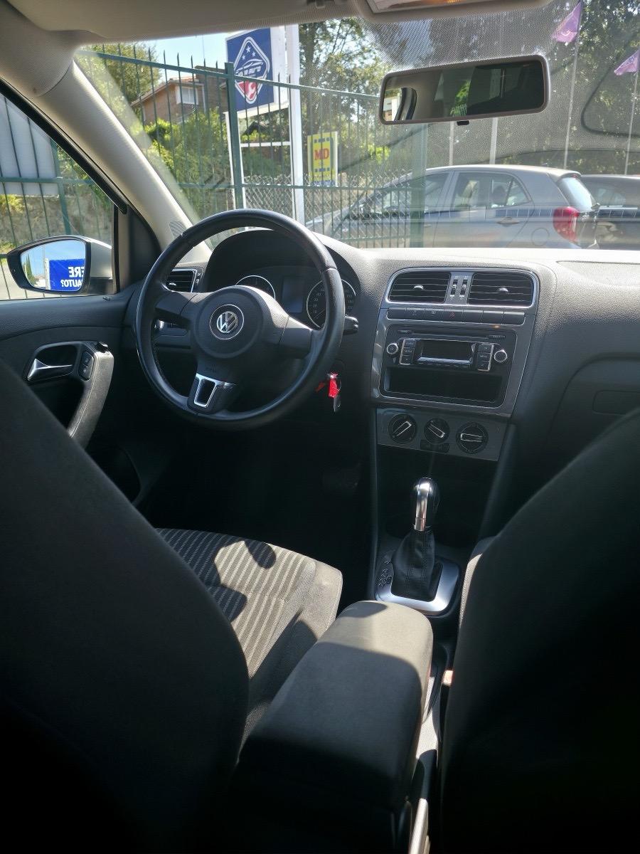 
								VOLKSWAGEN POLO 1.6 TDI DSG full									