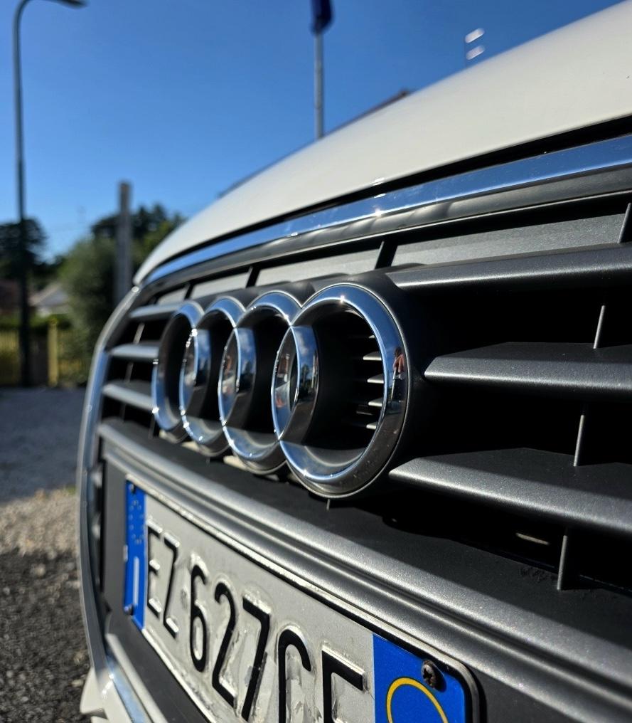 
								AUDI A1 SPORTBACK full									