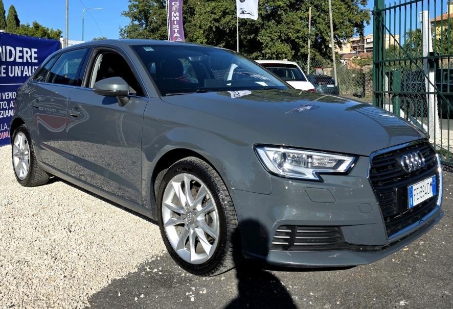 
								AUDI A3 SPORTBACK 2016 full									