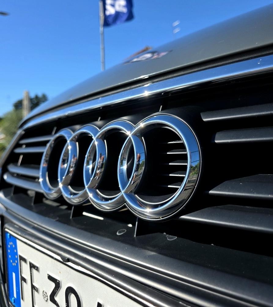 
								AUDI A3 SPORTBACK 2016 full									