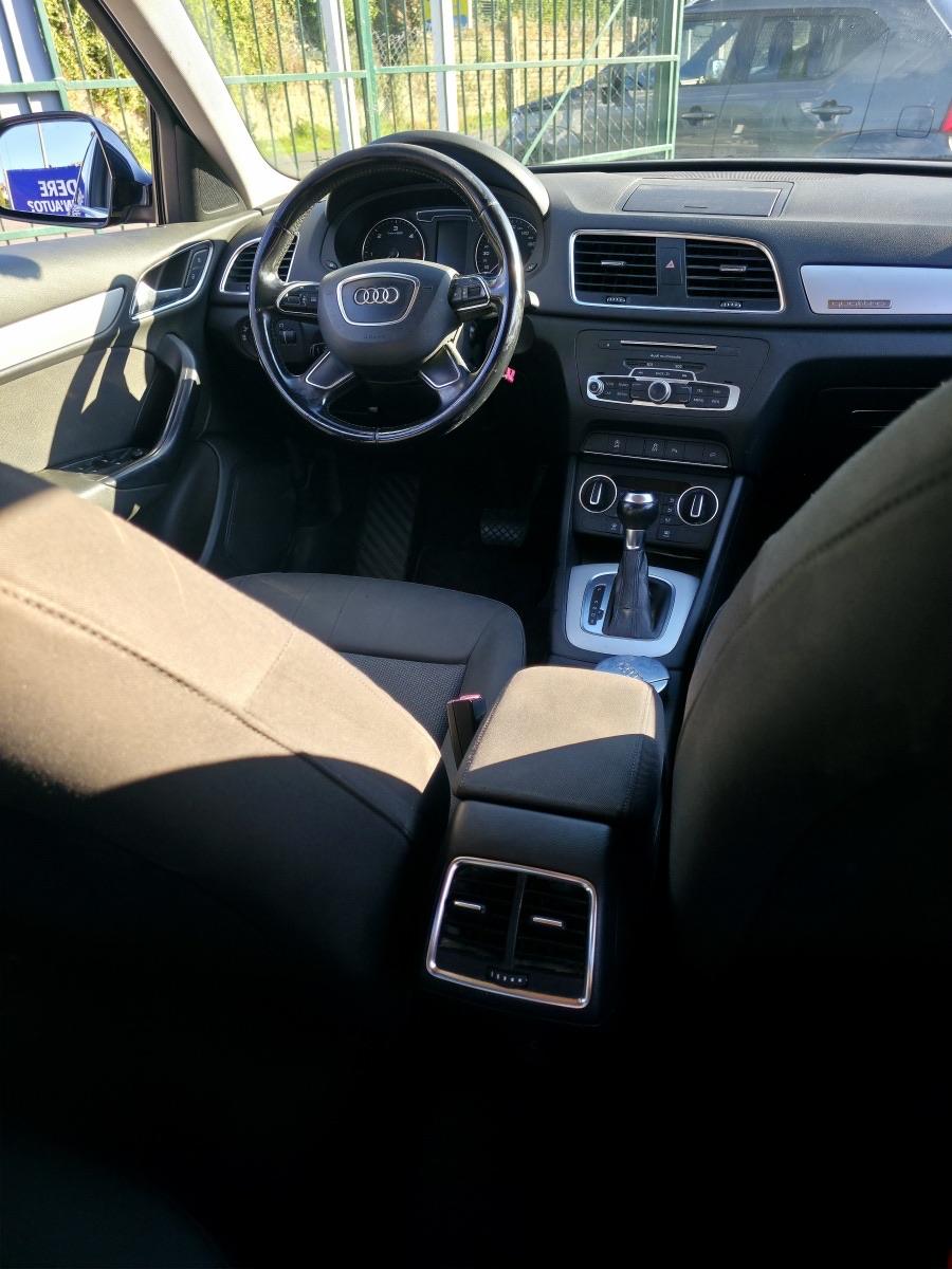 
								AUDI Q3 2.0 TDI full									