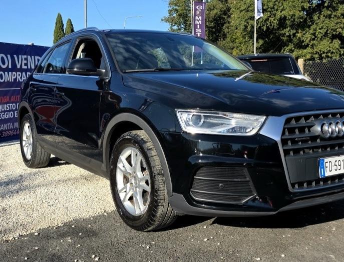 
								AUDI Q3 2.0 TDI full									
