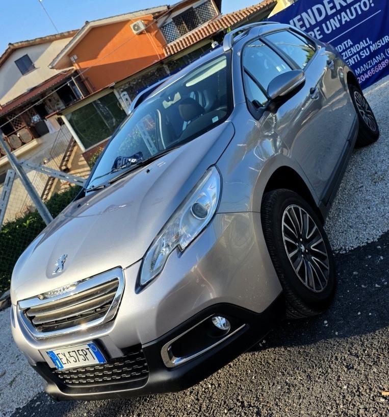 
								PEUGEOT 2008 PURETECH full									