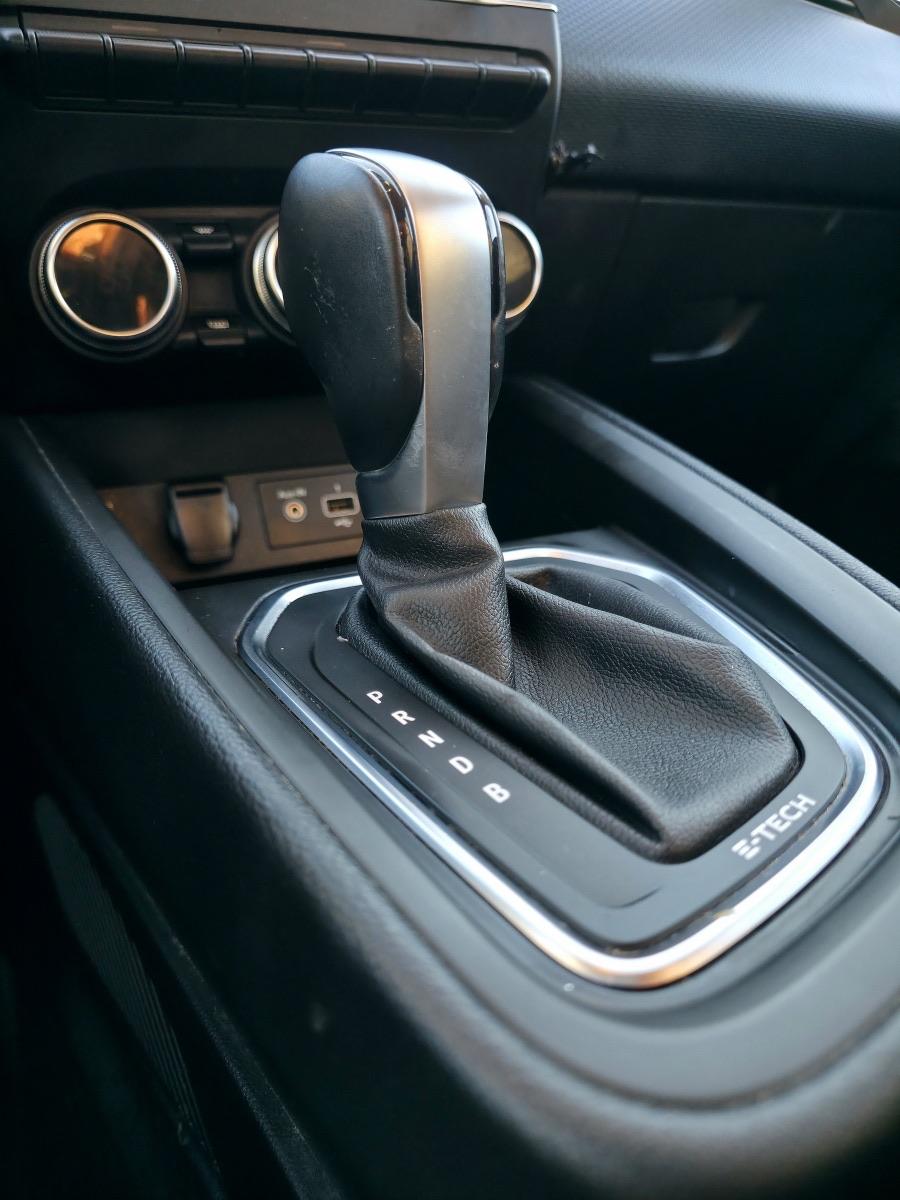 
								RENAULT CLIO E-TECH FULL HYBRID full									