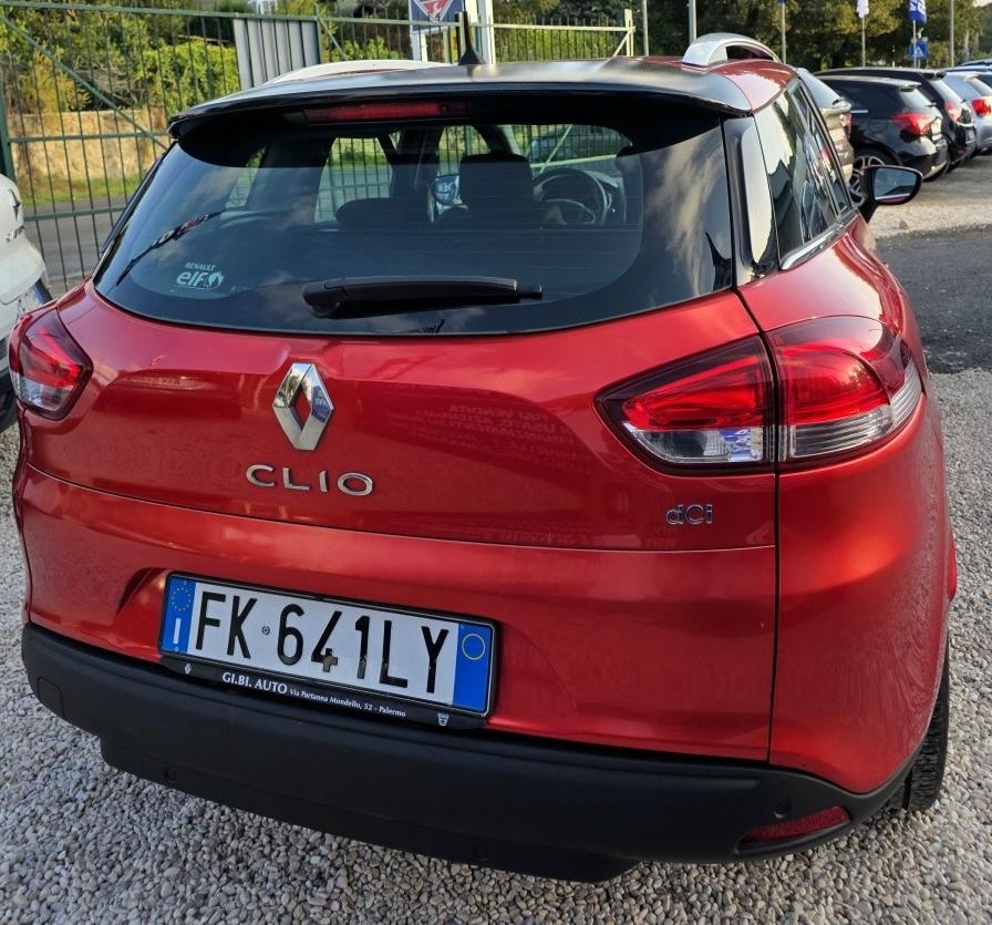 
								RENAULT CLIO SPORTER full									