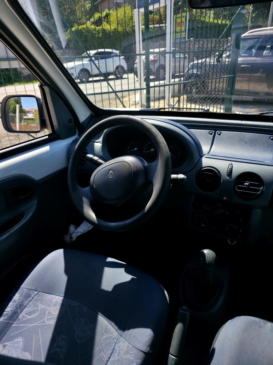 
								RENAULT KANGOO 1.4 BENZINA/GPL full									