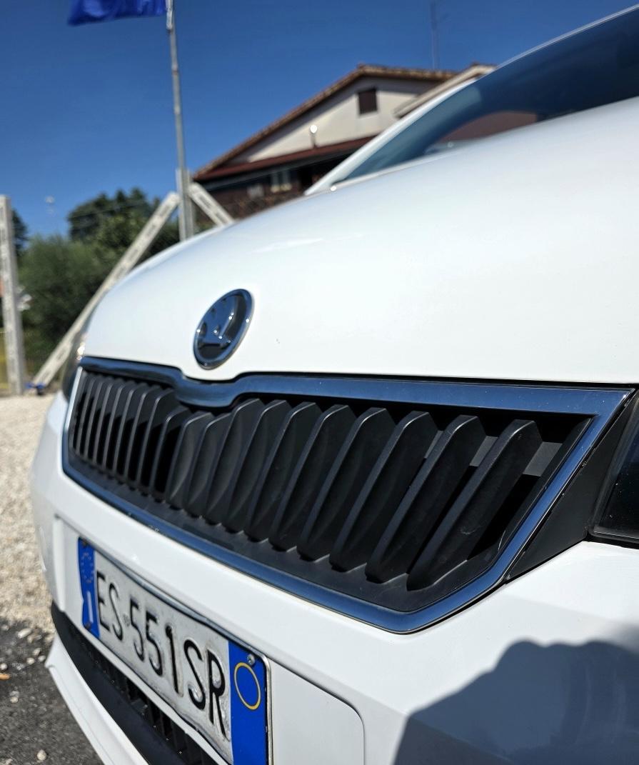 
								ŠKODA CITIGO 1.0 ELEGANCE METANO full									