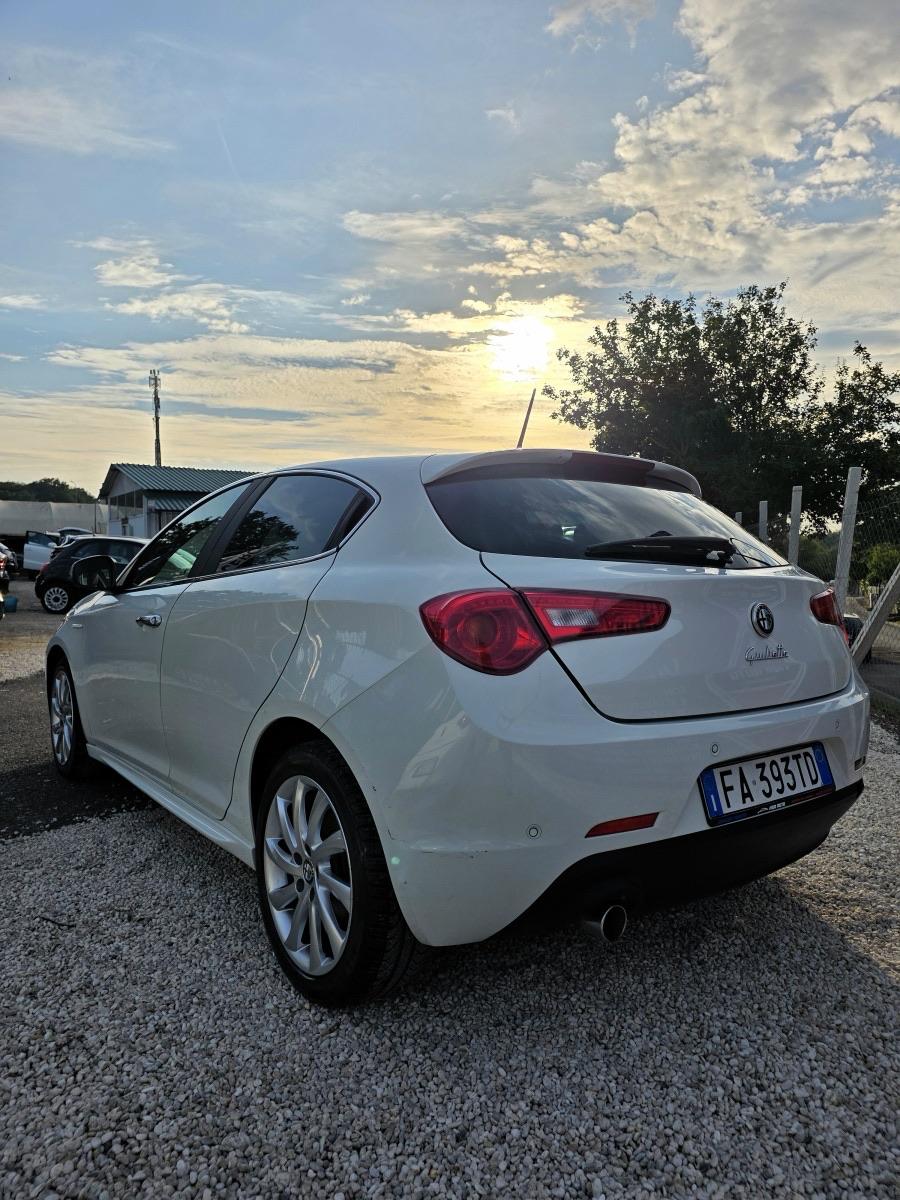 
								ALFA ROMEO GIULIETTA full									