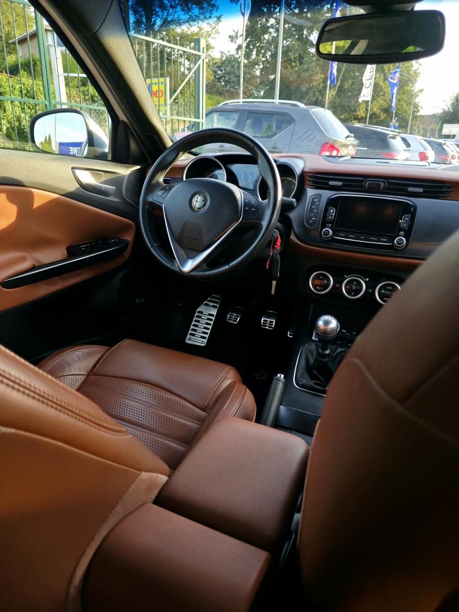 
								ALFA ROMEO GIULIETTA full									