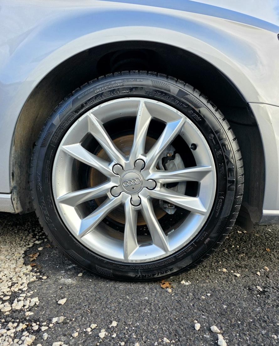 
								AUDI A3 SPORTBACK 30 TDI full									