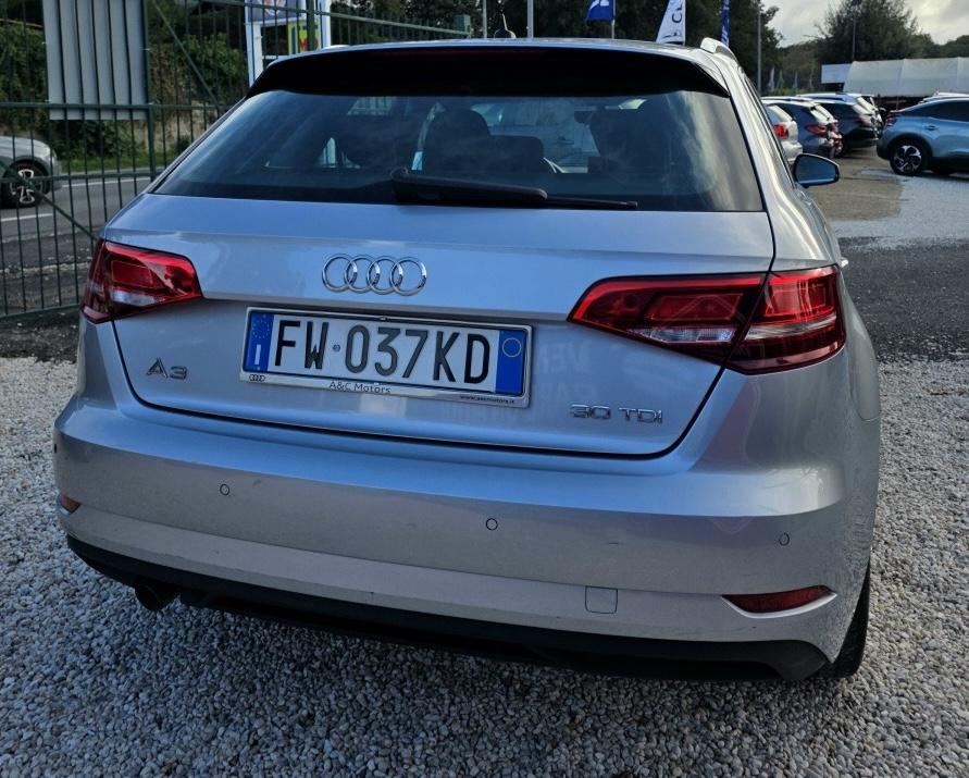 
								AUDI A3 SPORTBACK 30 TDI full									