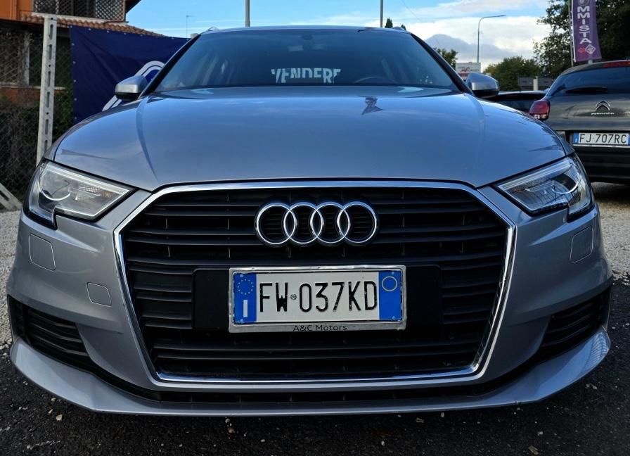 
								AUDI A3 SPORTBACK 30 TDI full									