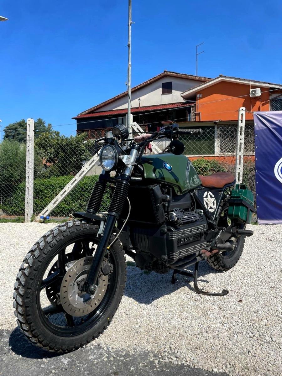 
								BMW K100 RS CAFÉ RACER full									