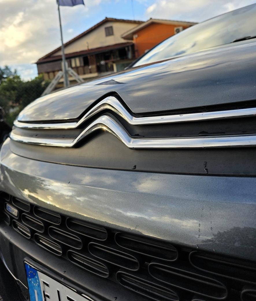 
								CITROËN C3 1.2 PURETECH full									