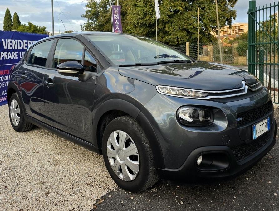 
								CITROËN C3 1.2 PURETECH full									