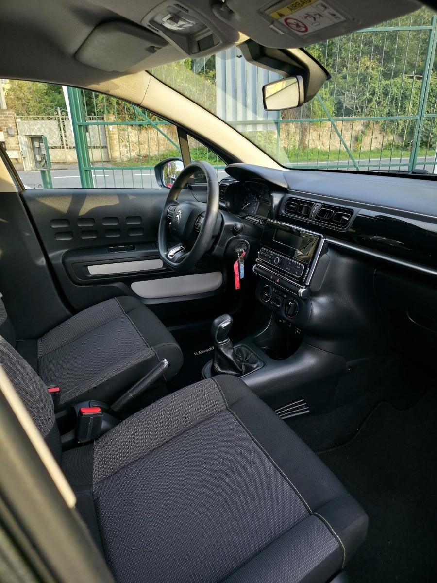 
								CITROËN C3 1.2 PURETECH full									