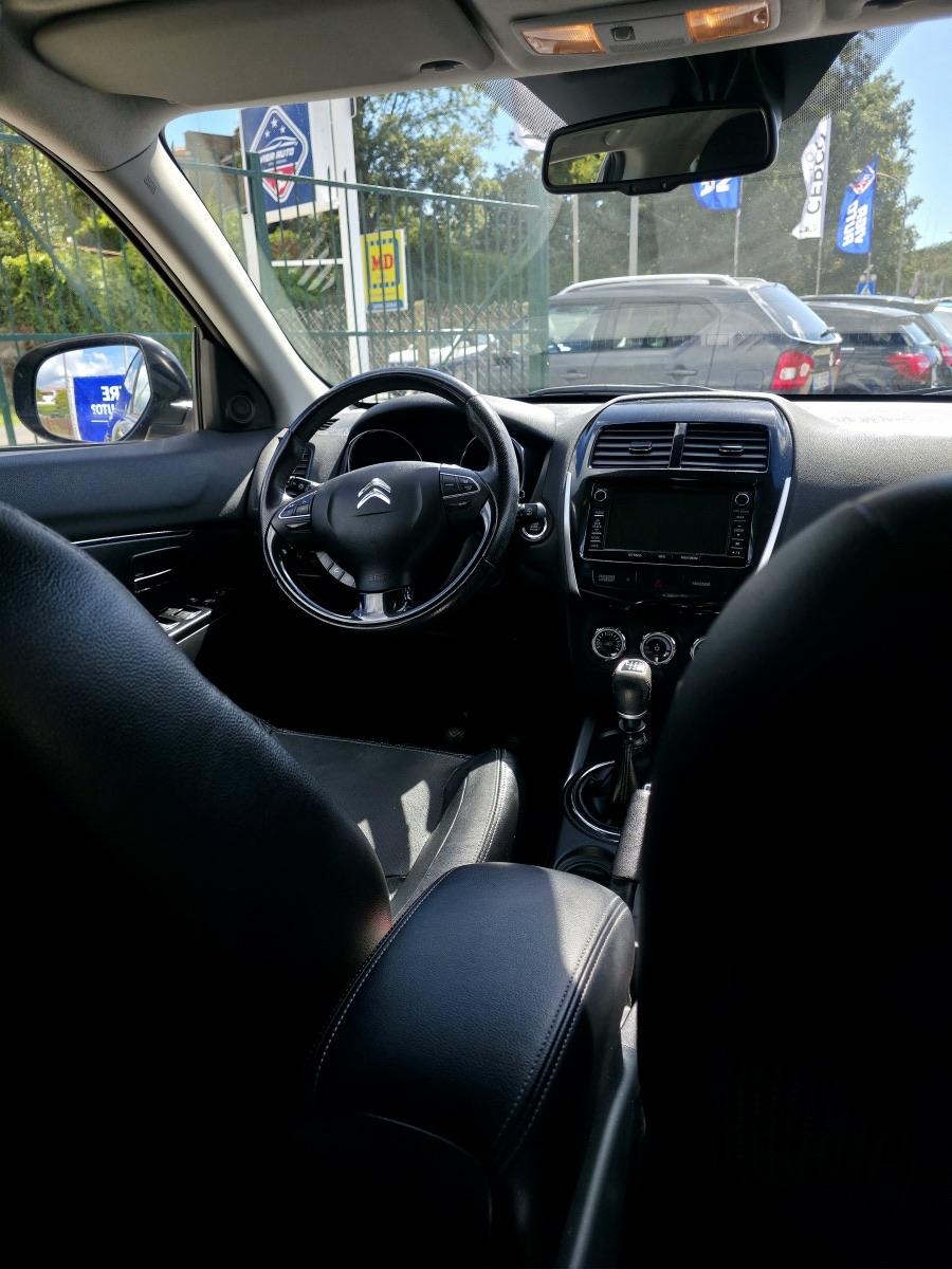 
								CITROËN C4 AIRCROSS full									