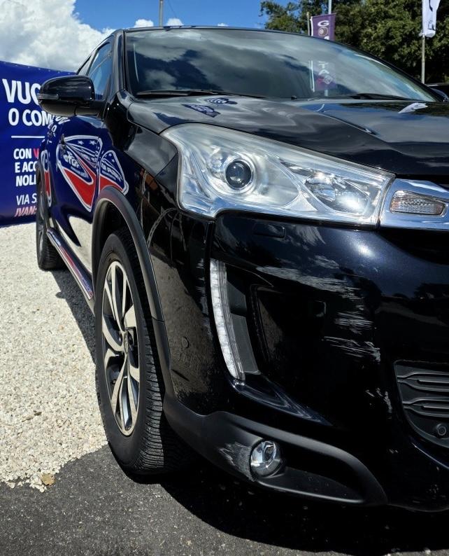 
								CITROËN C4 AIRCROSS full									