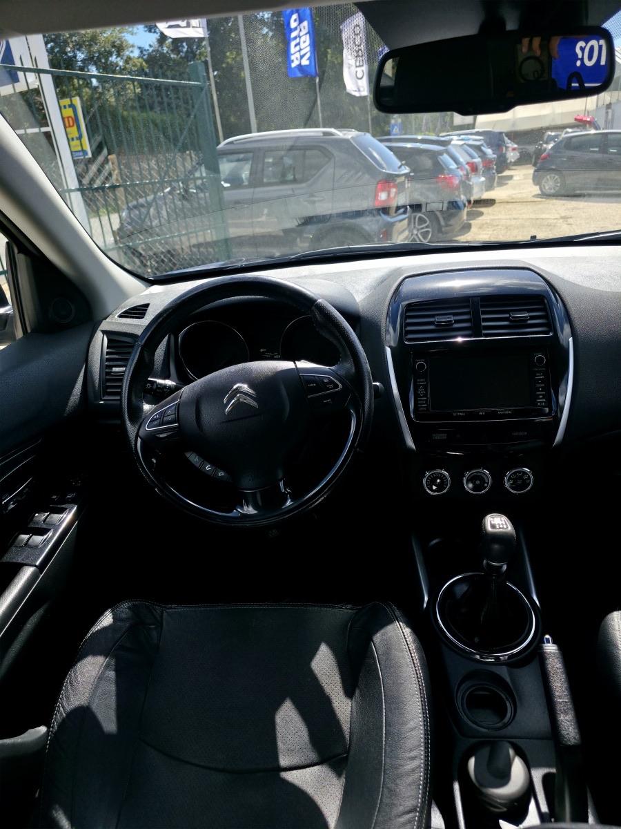
								CITROËN C4 AIRCROSS full									