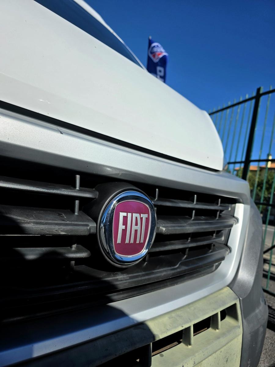 
								FIAT DUCATO 35 2.3 MULTIJET full									