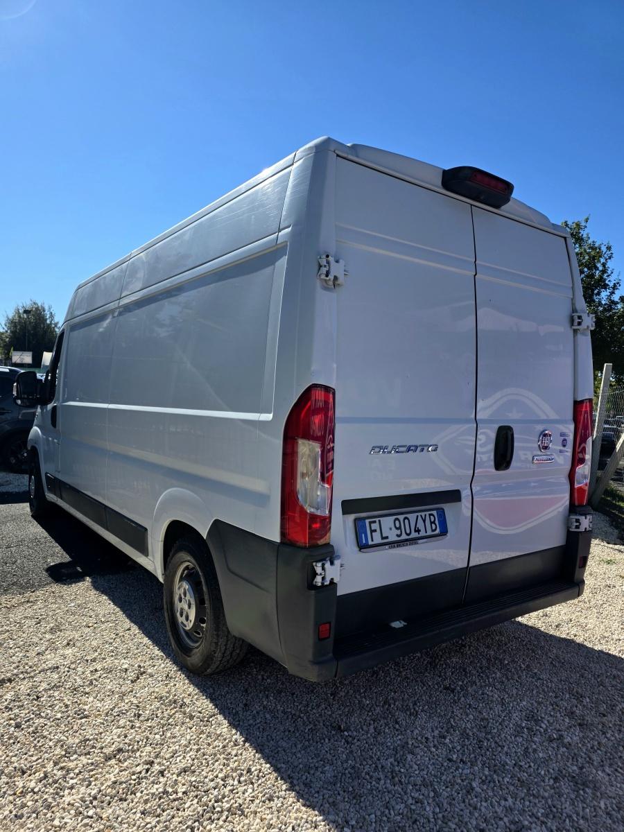 
								FIAT DUCATO 35 2.3 MULTIJET full									