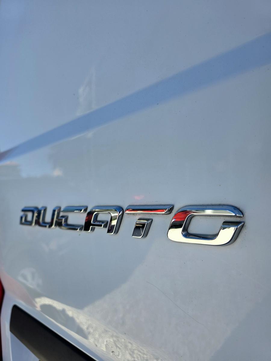 
								FIAT DUCATO 35 2.3 MULTIJET full									