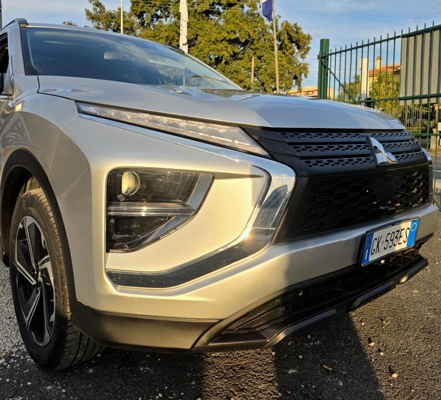 
								MITSUBISHI ECLIPSE CROSS full									