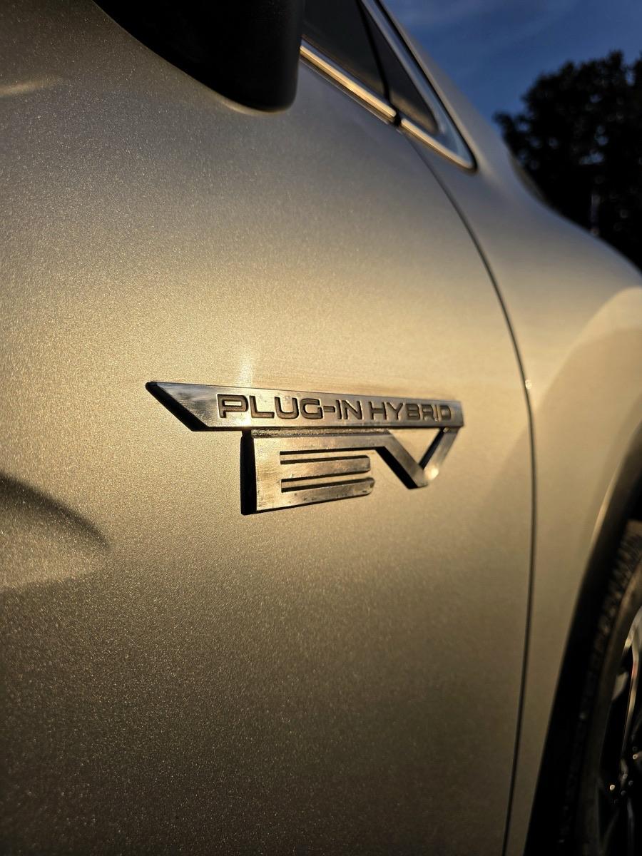 
								MITSUBISHI ECLIPSE CROSS full									