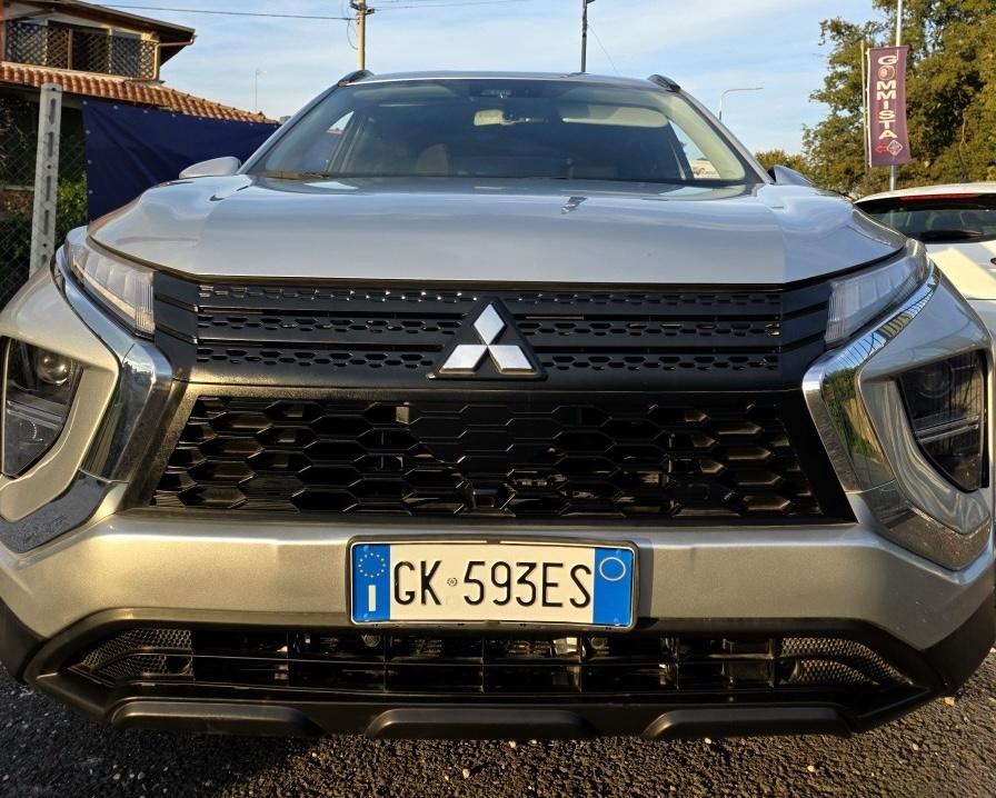 
								MITSUBISHI ECLIPSE CROSS full									