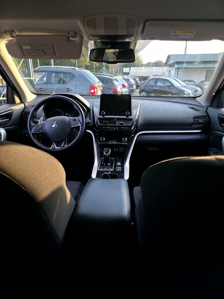 
								MITSUBISHI ECLIPSE CROSS full									