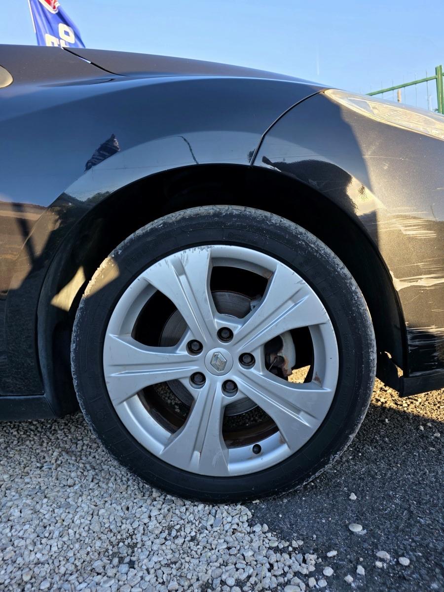 
								RENAULT MÉGANE SPORTOUR full									
