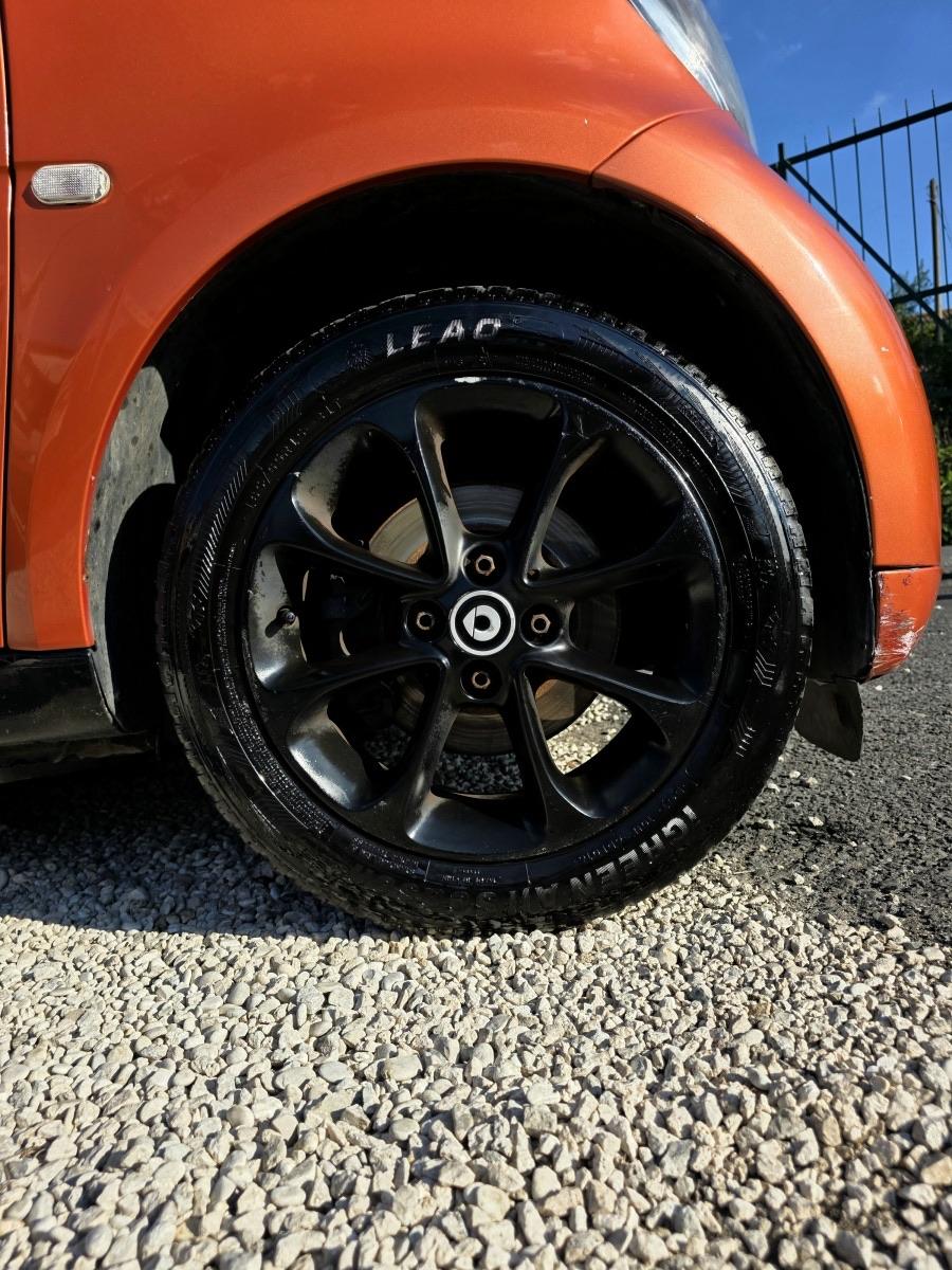 
								SMART FORTWO 1.0 71 CV PRIME full									