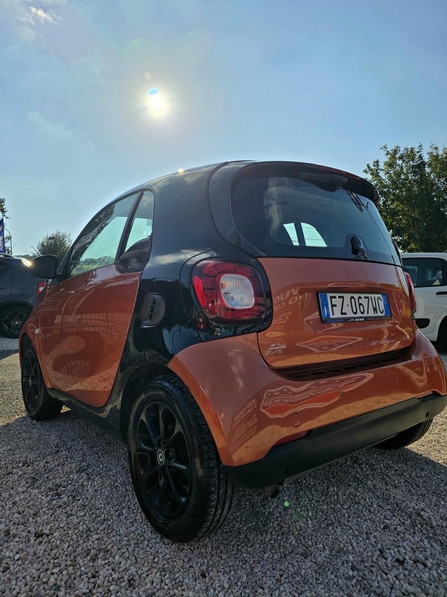 
								SMART FORTWO 1.0 71 CV PRIME full									